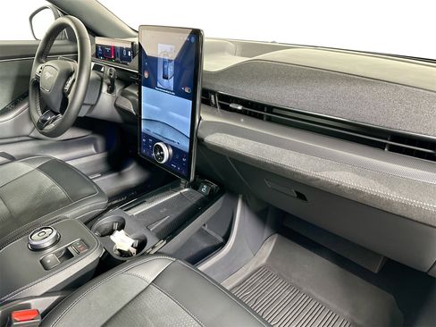 Used 2022 Ford Mustang Mach-E GT w/ GT Performance Edition image 28
