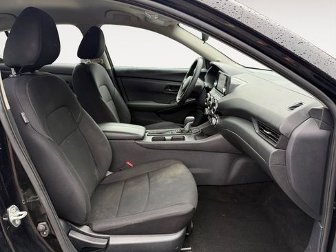 Used 2024 Nissan Sentra S FWD image 13