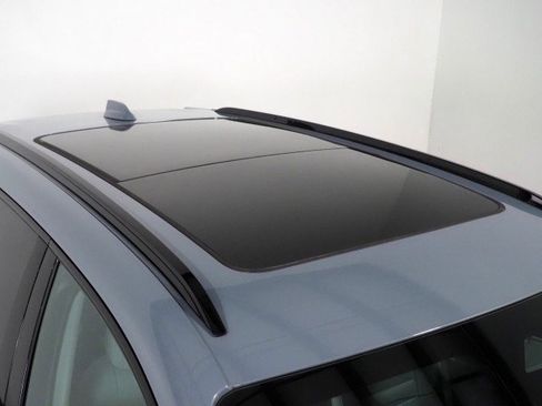 Used 2024 Honda Prologue Touring image 4