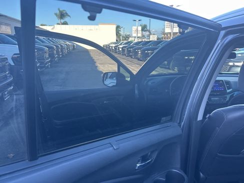 Used 2016 Honda Pilot Touring image 34