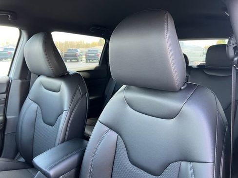 New 2026 Jeep Compass Latitude AWD/4WD image 10