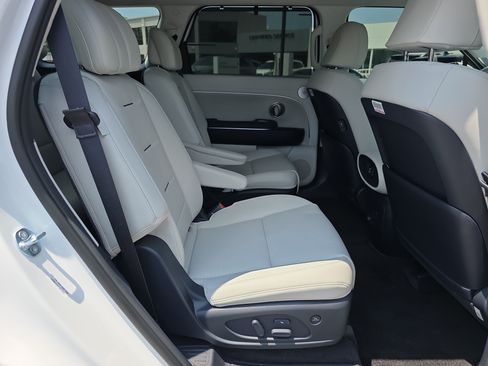 Used 2026 Hyundai Palisade Calligraphy AWD/4WD image 14