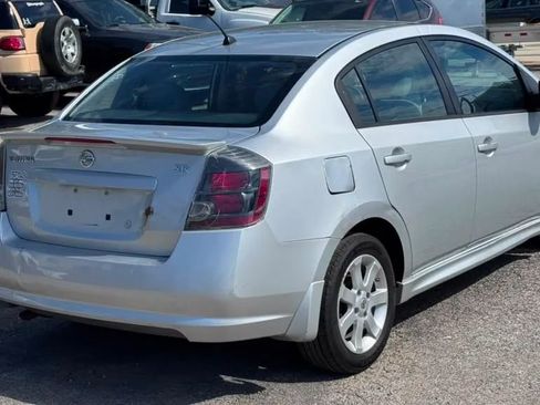 Used 2011 Nissan Sentra 2.0 SR FWD image 5