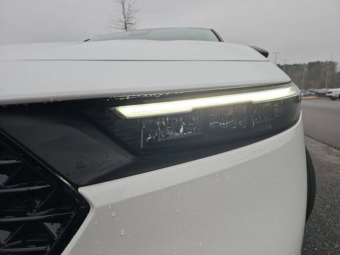 Used 2025 Honda Accord SE image 28