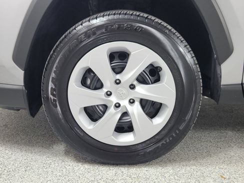 Used 2025 Toyota RAV4 LE FWD image 13