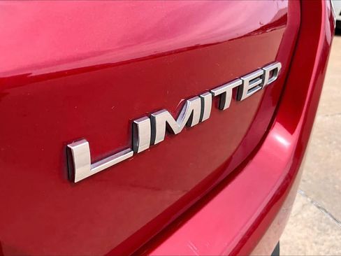 Used 2025 Jeep Compass Limited AWD/4WD image 10
