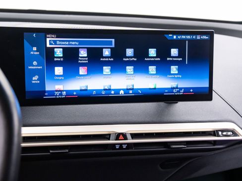 Used 2024 BMW iX xDrive50 w/ Convenience Package AWD/4WD image 25