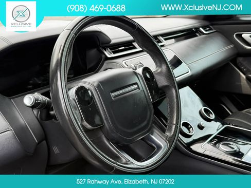 Used 2018 Land Rover Range Rover Velar R-Dynamic HSE AWD/4WD image 9