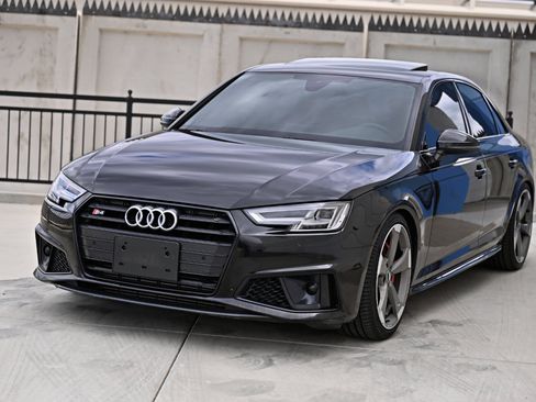 Used 2019 Audi S4 Premium Plus w/ Premium Plus Package AWD/4WD image 3
