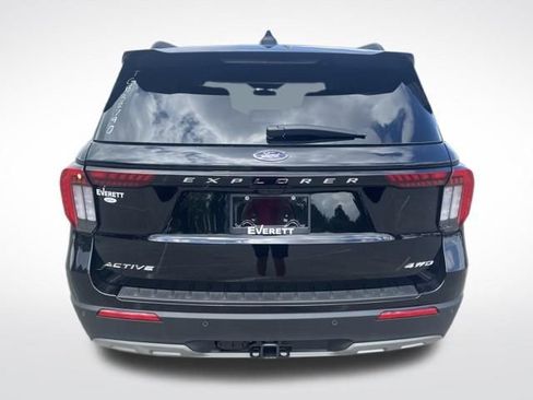 New 2026 Ford Explorer Active image 8