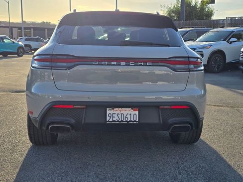Used 2023 Porsche Macan image 31