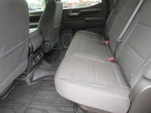 Used 2024 GMC Sierra 1500 SLE w/ X31 Off-Road Package image 22