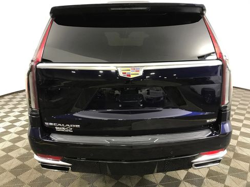 Used 2021 Cadillac Escalade Premium Luxury image 20