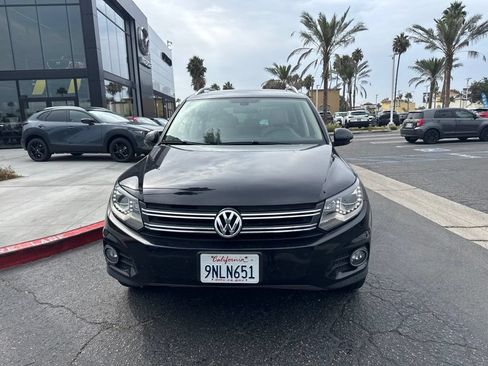 Used 2016 Volkswagen Tiguan SE FWD image 2