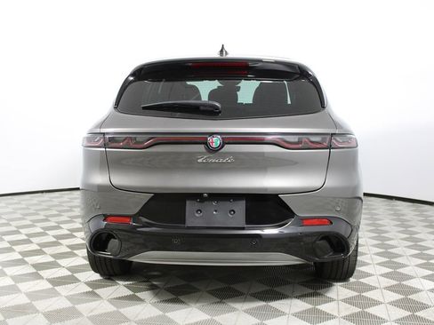 Used 2024 Alfa Romeo Tonale Ti w/ Active Assist Package image 40