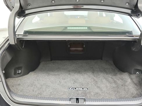 Used 2020 Lexus ES 300h w/ Premium Package FWD image 26