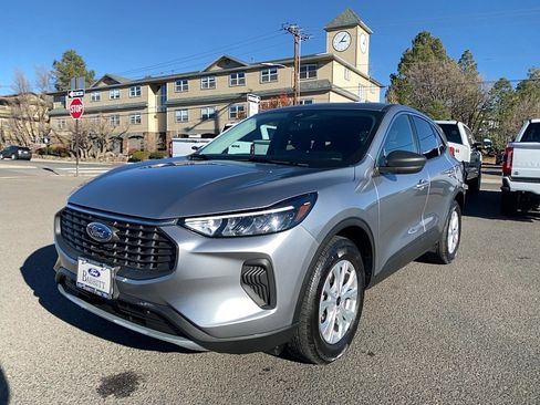 Certified 2024 Ford Escape Active w/ Tech Pack #1 image 2