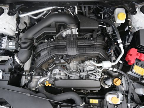 Certified 2025 Subaru Forester Premium AWD/4WD image 35