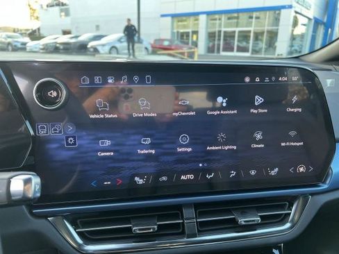 New 2026 Chevrolet Equinox EV LT FWD image 13