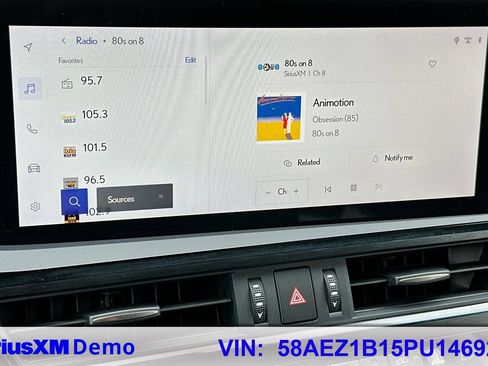 Certified 2023 Lexus ES 350 w/ Accessory Package (Z2) FWD image 31