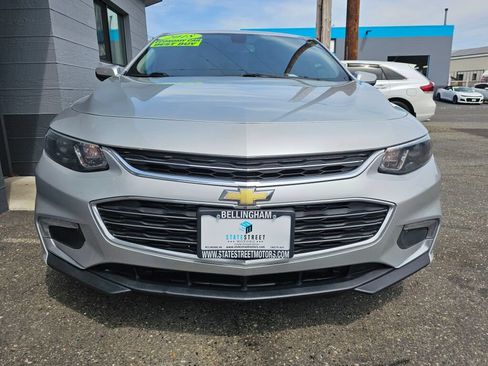 Used 2018 Chevrolet Malibu LT FWD image 7