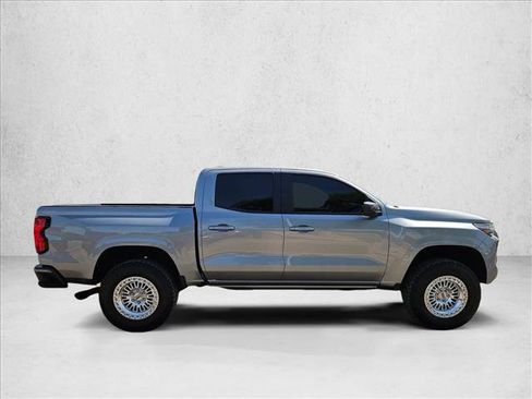 Used 2024 Chevrolet Colorado LT w/ LT Convenience Package RWD image 4