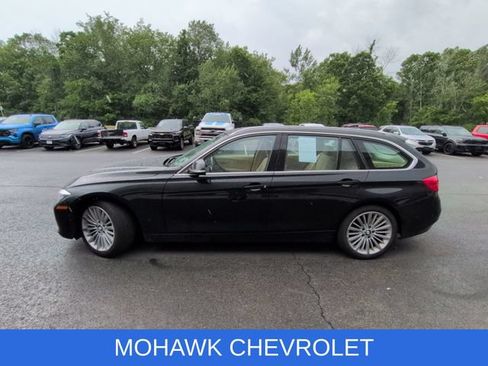 Used 2015 BMW 328i xDrive Wagon AWD/4WD image 2