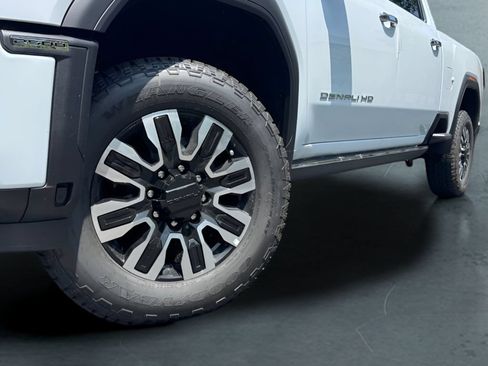 New 2026 GMC Sierra 2500 Denali Ultimate w/ Max Trailering Package AWD/4WD image 2