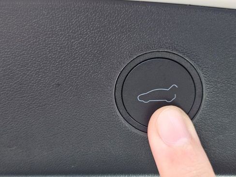 Used 2023 Tesla Model 3 Standard Range RWD image 69