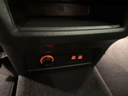 Used 2025 BMW X5 xDrive50e image 53