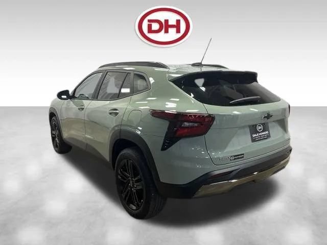 Used 2025 Chevrolet Trax ACTIV w/ Driver Confidence Package FWD image 9