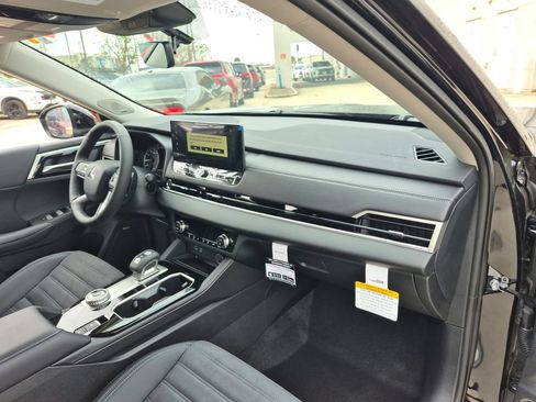 New 2026 Mitsubishi Outlander SE FWD image 22