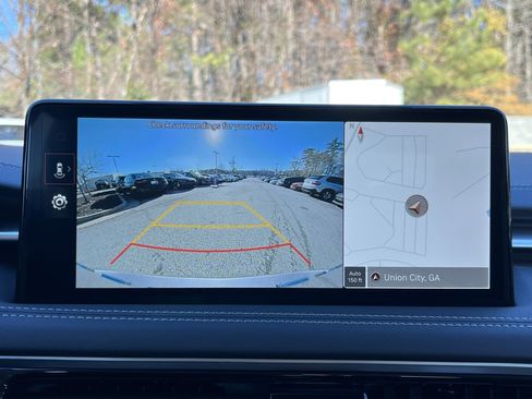 Used 2026 Genesis G70 2.5T image 4