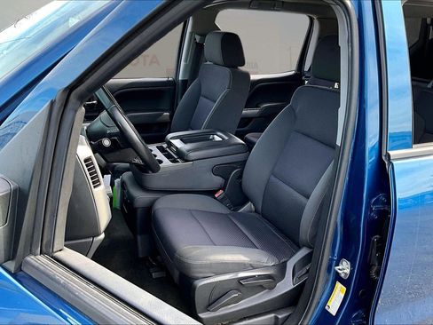 Used 2018 Chevrolet Silverado 1500 LT image 24