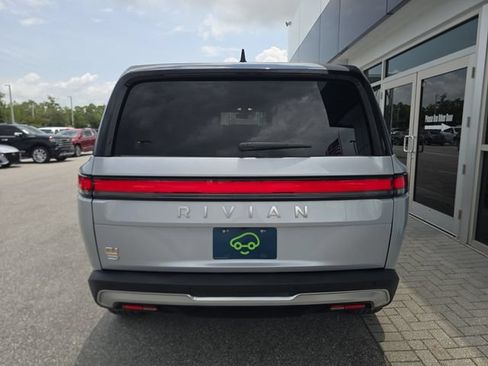 Used 2024 Rivian R1S Adventure AWD/4WD image 7