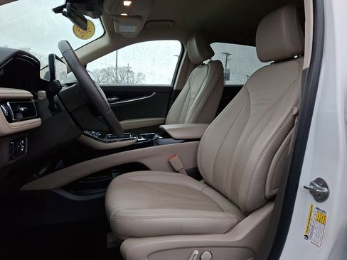 Certified 2021 Lincoln Nautilus AWD w/ Equipment Group 101A image 13