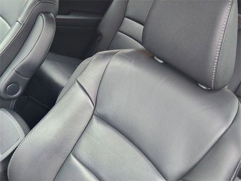 Used 2022 Honda Pilot EX-L image 25