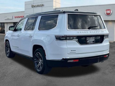 Used 2023 Jeep Grand Wagoneer 4WD image 5