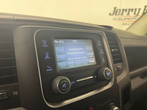 Used 2018 RAM 2500 Tradesman w/ Chrome Appearance Group AWD/4WD image 19