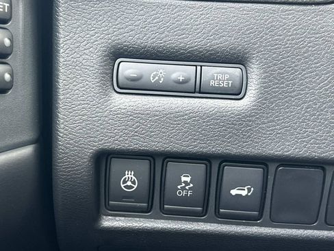 Used 2018 Nissan Murano SL w/ Moonroof Package FWD image 31