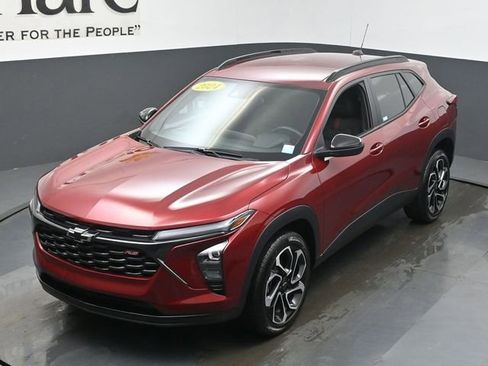 Used 2024 Chevrolet Trax RS FWD image 45