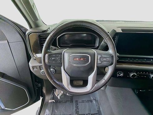 Used 2022 GMC Sierra 1500 Elevation w/ LPO, Elevation Black Package AWD/4WD image 31
