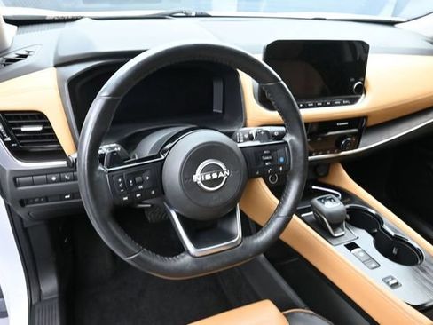 Used 2022 Nissan Rogue Platinum w/ Head-Up Display Package FWD image 26