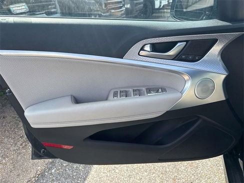 Used 2023 Genesis G70 2.0T w/ Sport Prestige Package image 21