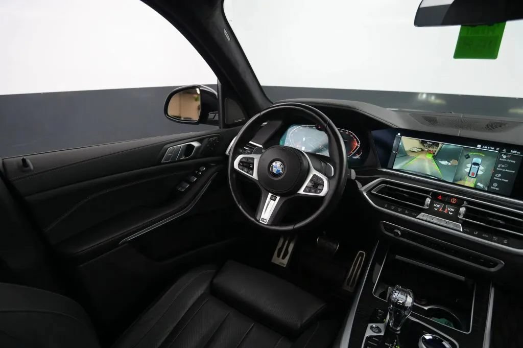 Used 2021 BMW X7 xDrive40i w/ M Sport Package AWD/4WD image 37