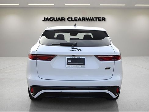New 2026 Jaguar F-PACE R-Dynamic S image 4