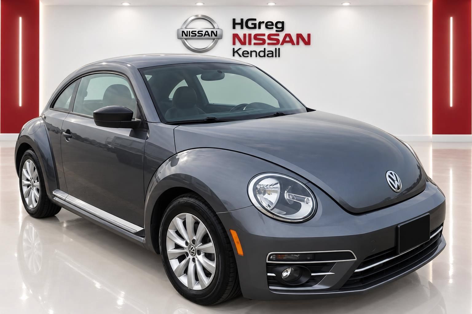 Used 2016 Volkswagen Beetle 1.8T S FWD image 3