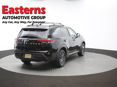 Used 2024 Nissan Pathfinder SV w/ Lighting Package (N92) AWD/4WD image 39