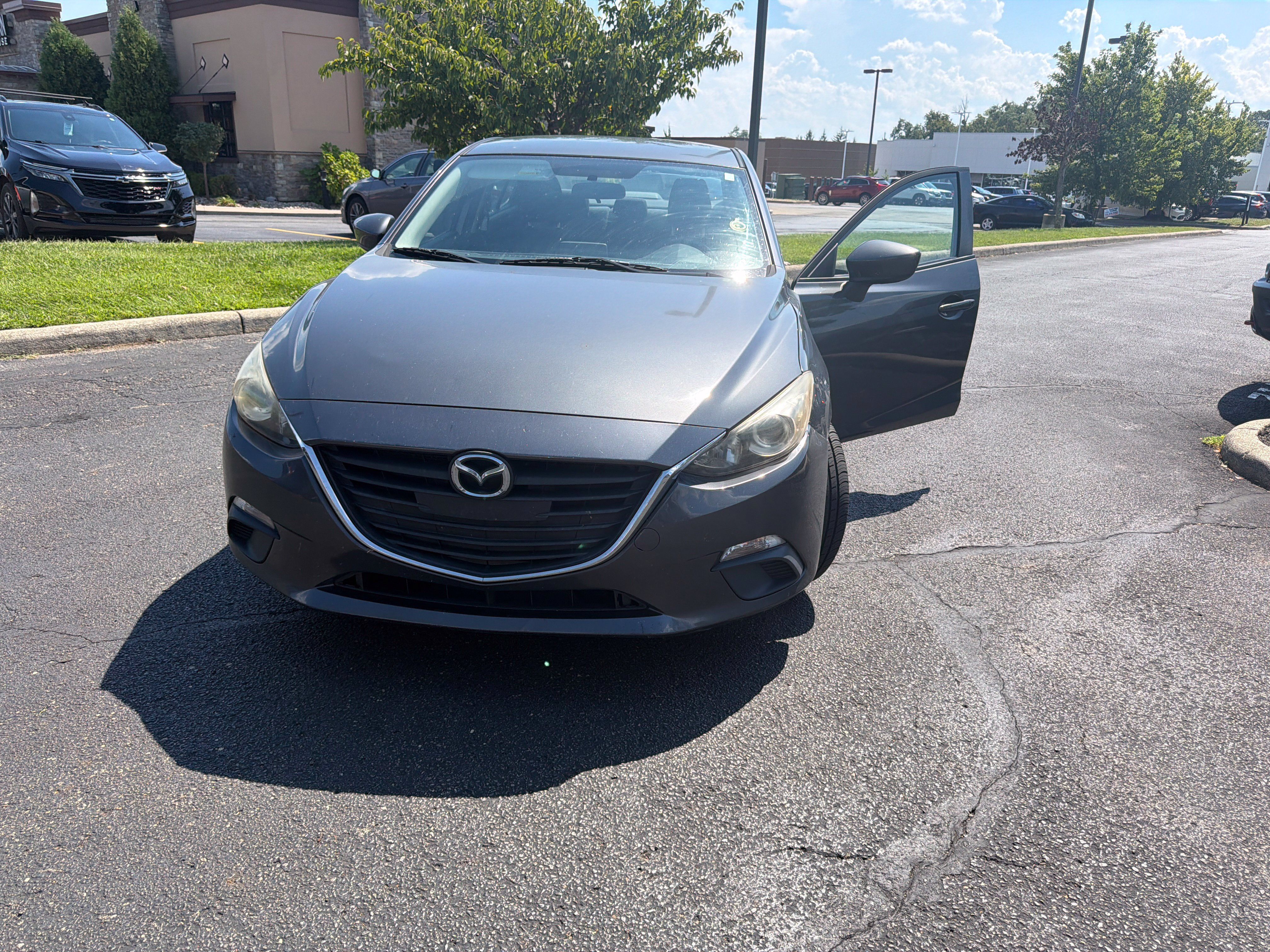 Used 2016 MAZDA MAZDA3 i Sport FWD image 8