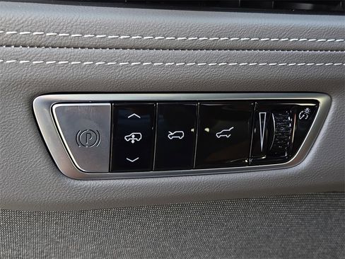 New 2026 Cadillac Escalade IQ Luxury 1 w/ LPO, Floor Liner Package image 25